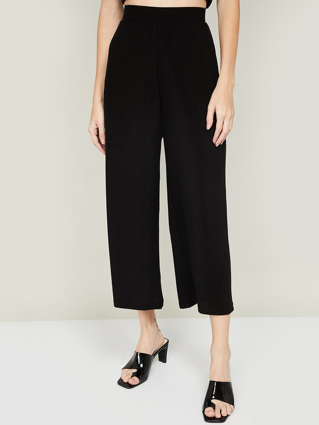 

Ginger by Lifestyle Women Black Parallel Trousers