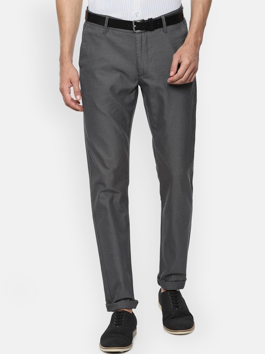 

Van Heusen Sport Men Grey Textured Pure Cotton Slim Fit Trousers