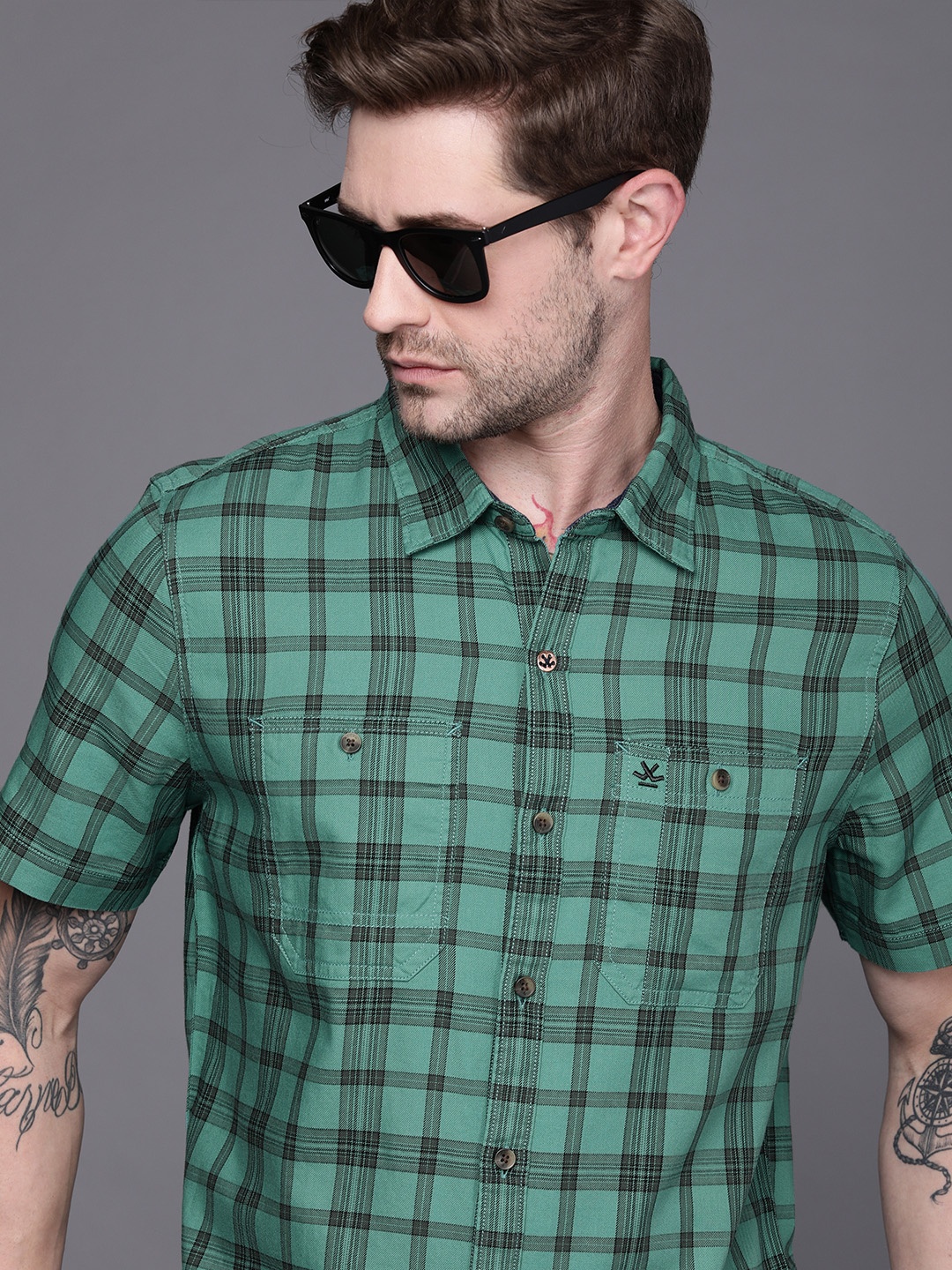 

WROGN Men Green & Black Checked Pure Cotton Slim Fit Casual Shirt