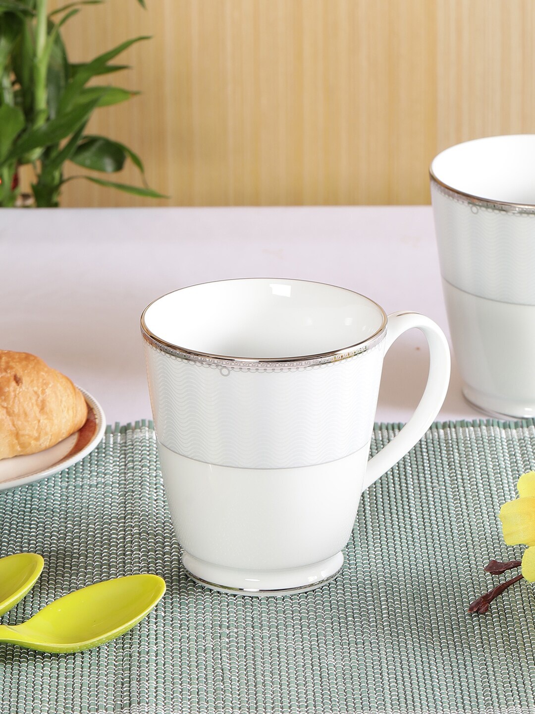 

Noritake Hearth Collection Monarch Platinum 2 Pcs Tea/Milk Mug, White