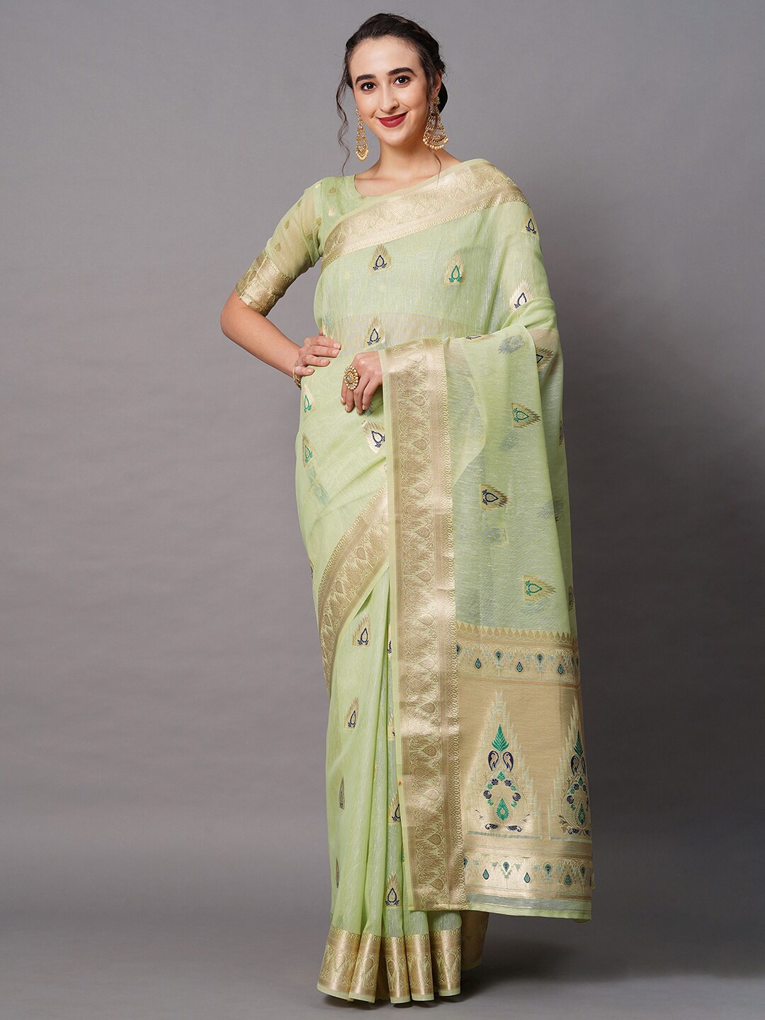 

Mitera Green & Gold-Toned Woven Design Silk Blend Banarasi Saree