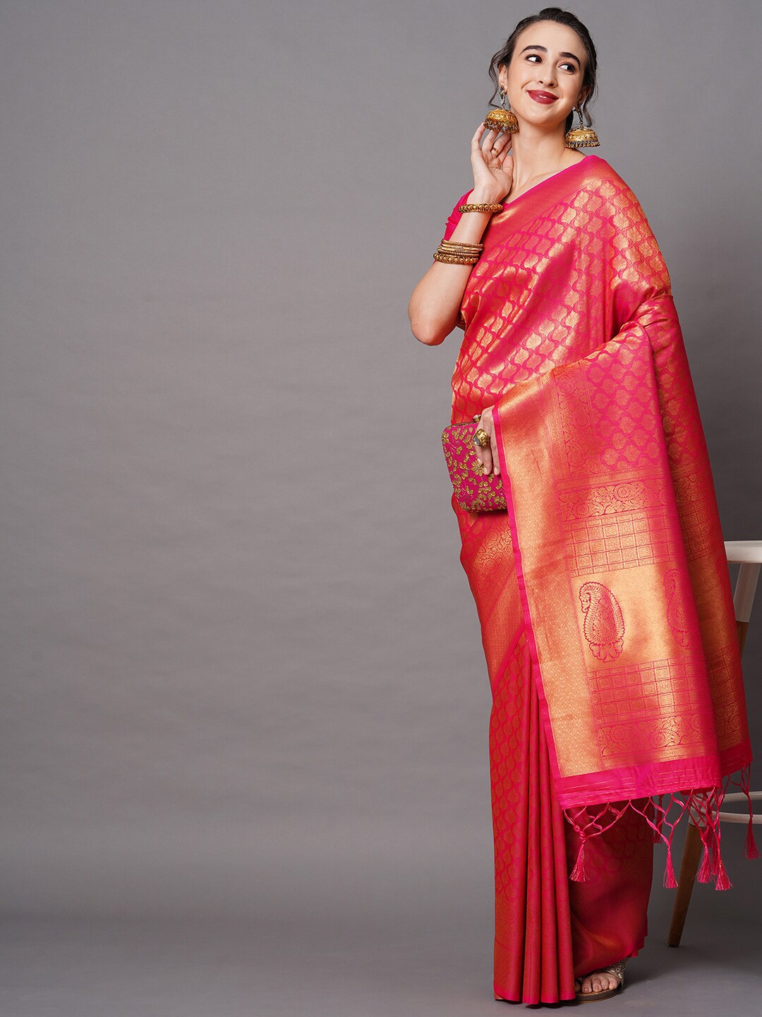 

Mitera Pink & Gold-Toned Woven Design Silk Blend Banarasi Saree