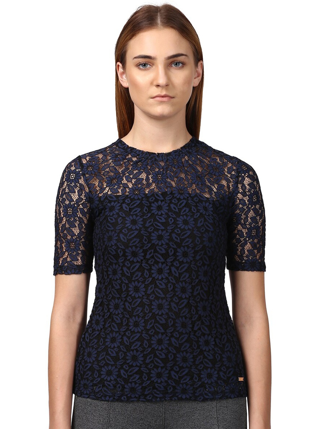 

Park Avenue Woman Blue Floral Regular Top