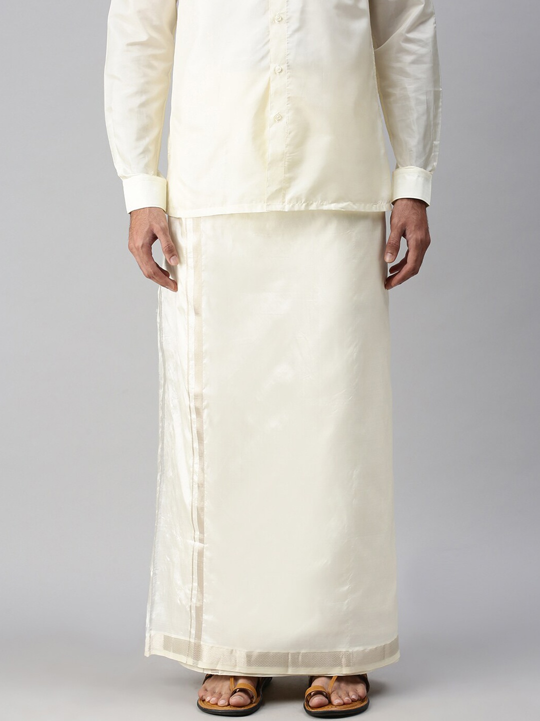 

Ramraj Men Cream-Coloured Solid Pure Silk Dhoti