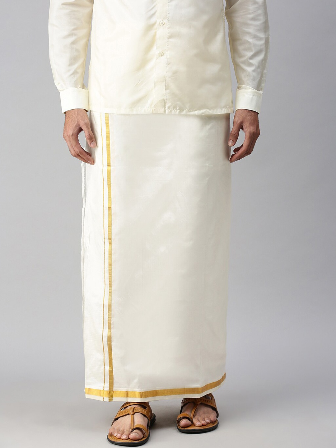 

Ramraj Men Cream-Coloured Solid Pure Silk Dhoti