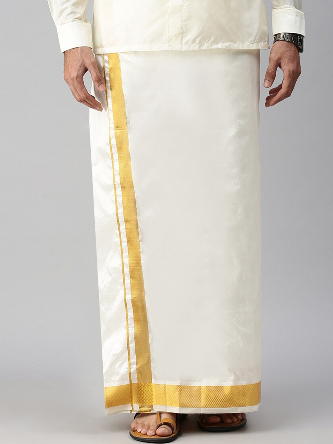 

Ramraj Men Pure Silk Cream-Colour & Golden-Toned Solid Pure Silk Dhoti