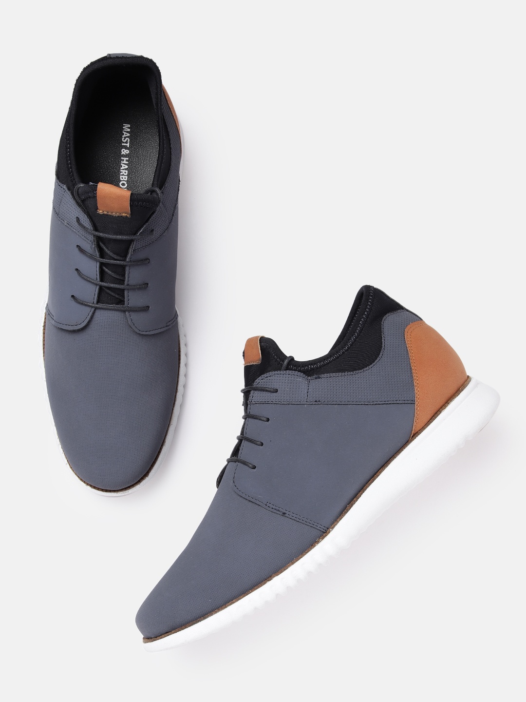 

Mast & Harbour Men Round-Toe Sneakers, Navy blue