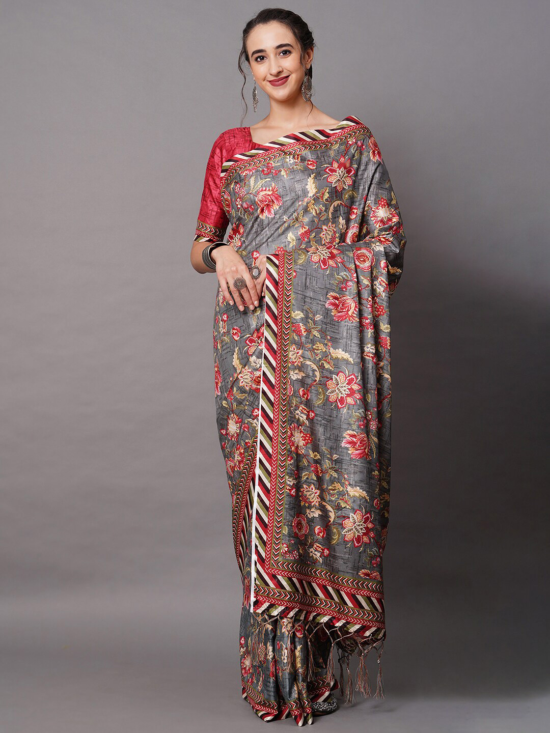 

Mitera Grey & Red Silk Blend Floral Printed Saree