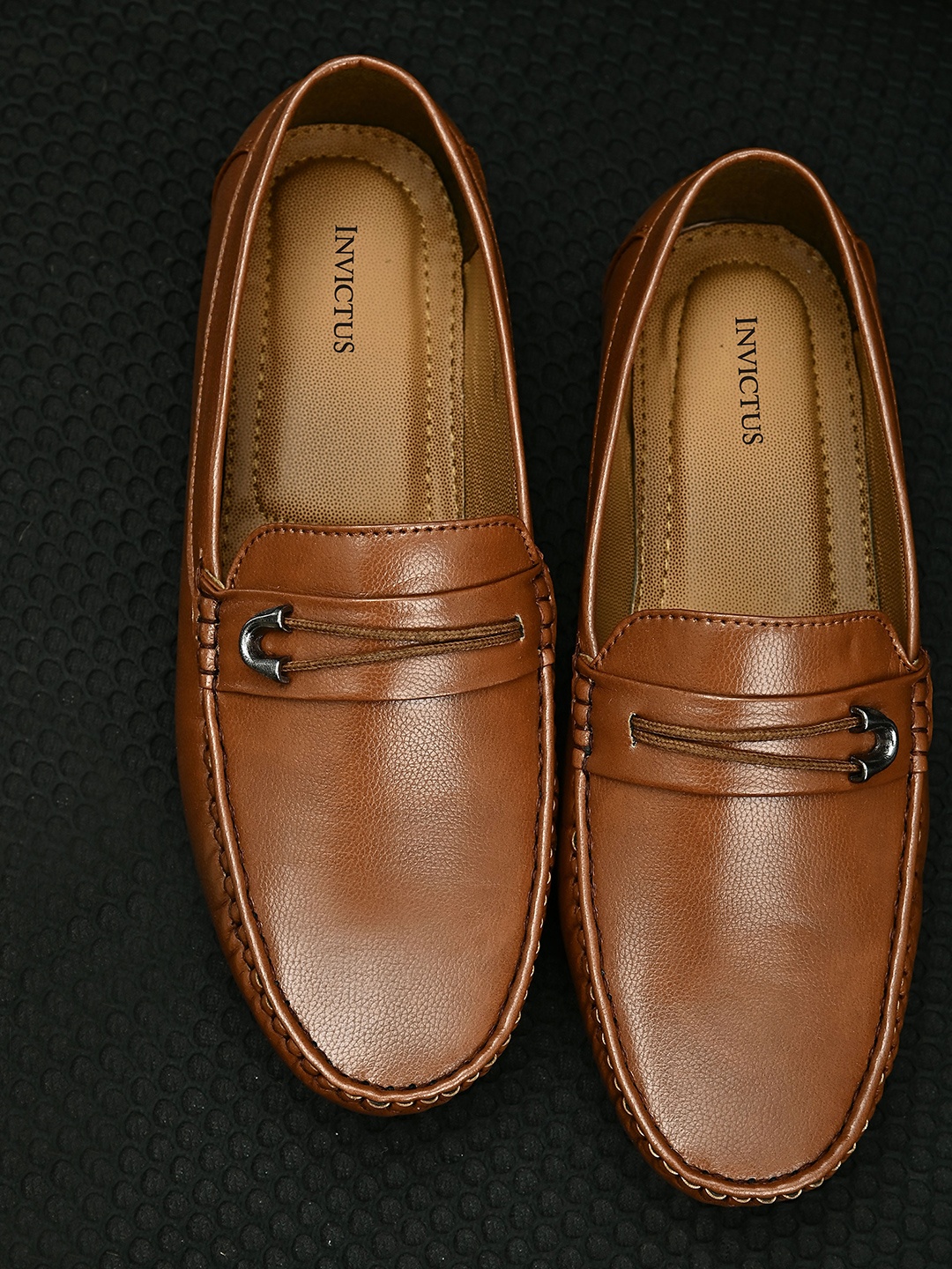 

INVICTUS Men Tan Brown Suede Loafers