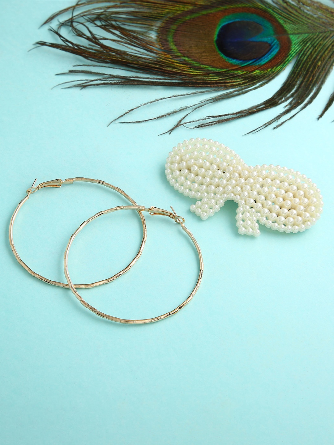 

justpeachy Gold-Toned & Off White Circular Hoop Earrings & Hair Clip