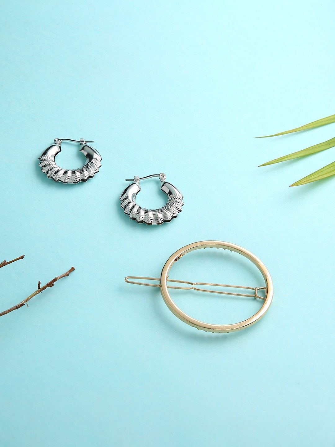 

justpeachy Silver-Toned Contemporary Hoop Earrings & Clip Combo