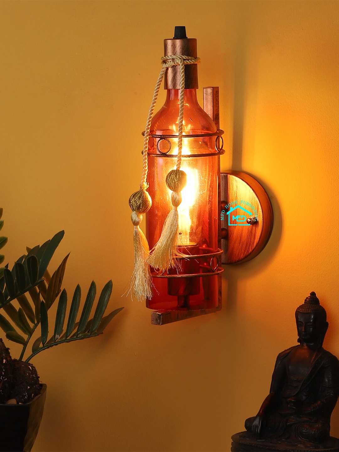 

MFD HOME FURNISHING Red Cylinder Shaped Wall Lamp