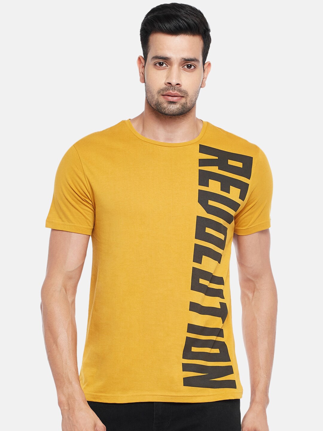 

People Men Mustard Yellow Pure Cotton Printed Pure Cotton T-shirt