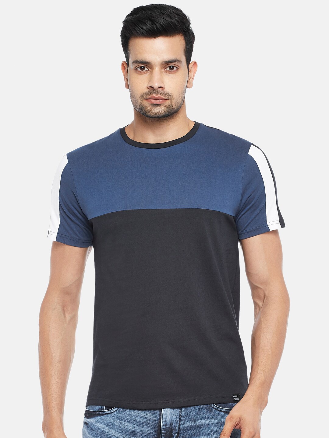 

People Men Navy Blue Black Pure Cotton Colourblocked Pure Cotton T-shirt