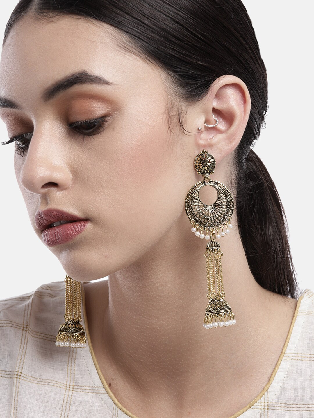 

Anouk White Antique Gold-Plated Beaded Dome Shaped Drop Earrings
