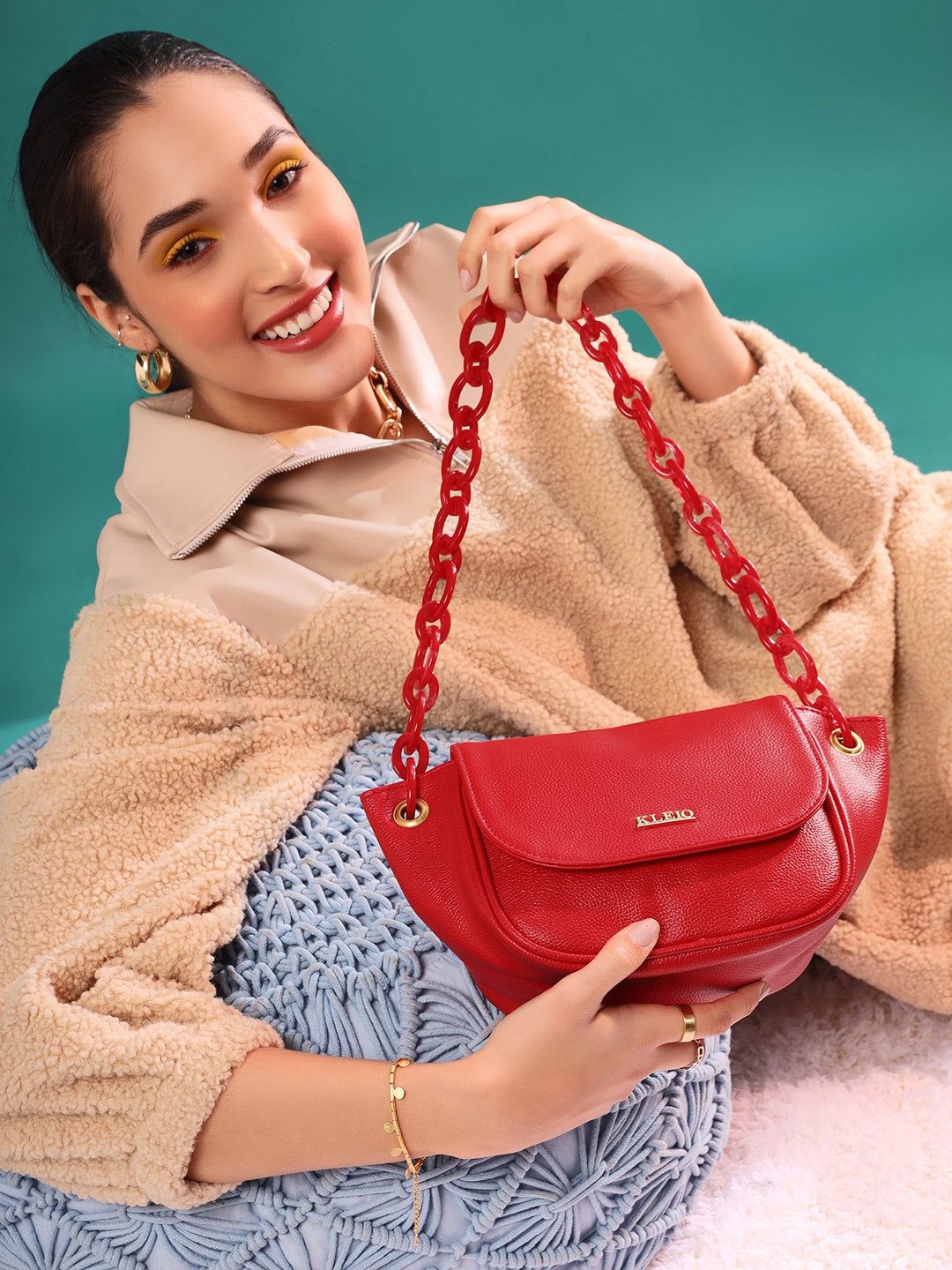 

KLEIO Vegan Half Moon Shoulder Bag, Red