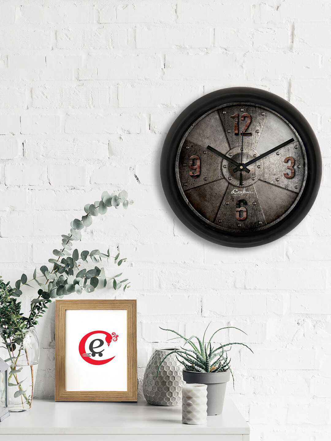 

eCraftIndia Black & Brown Printed Contemporary Analogue Wall Clock