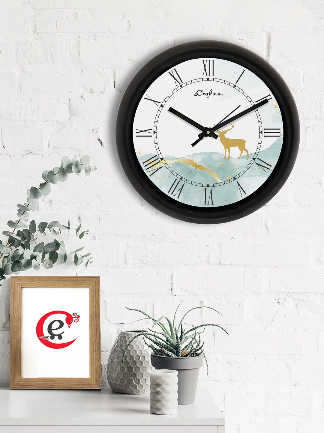 

eCraftIndia White & Green Printed Contemporary Analogue Wall Clock