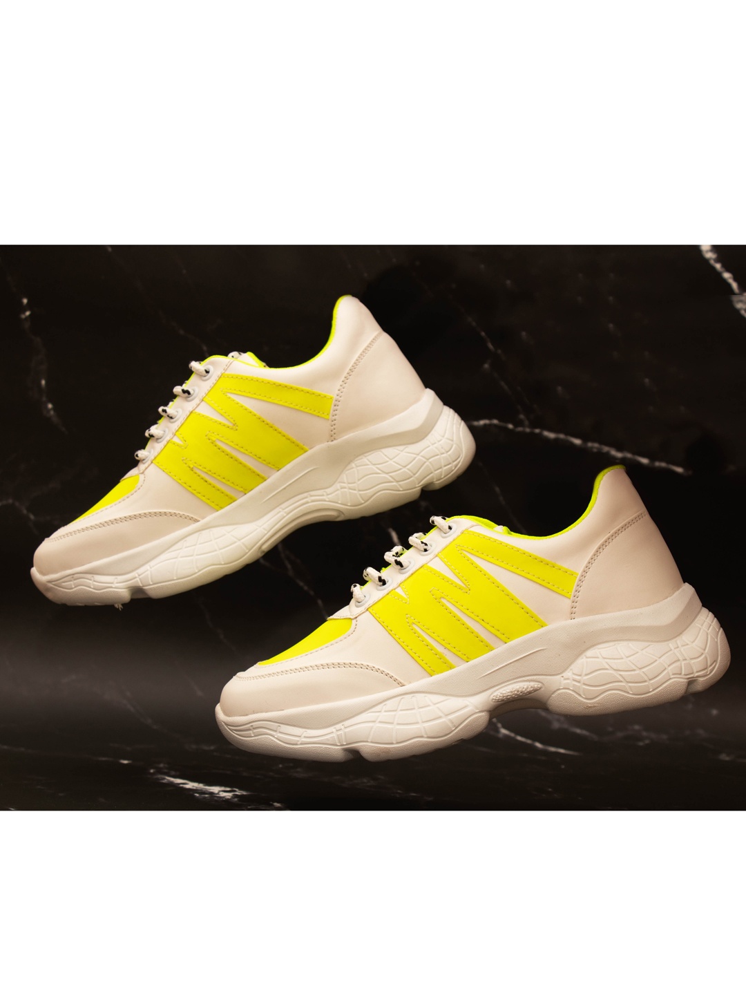 

Brauch Women White & Fluorescent Green Colourblocked Sneakers