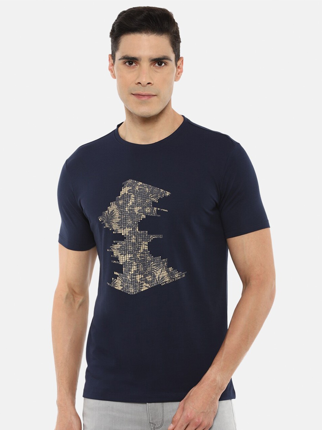 

VAN HEUSEN DENIM LABS Men Navy Blue Pure Cotton Printed Pure Cotton T-shirt