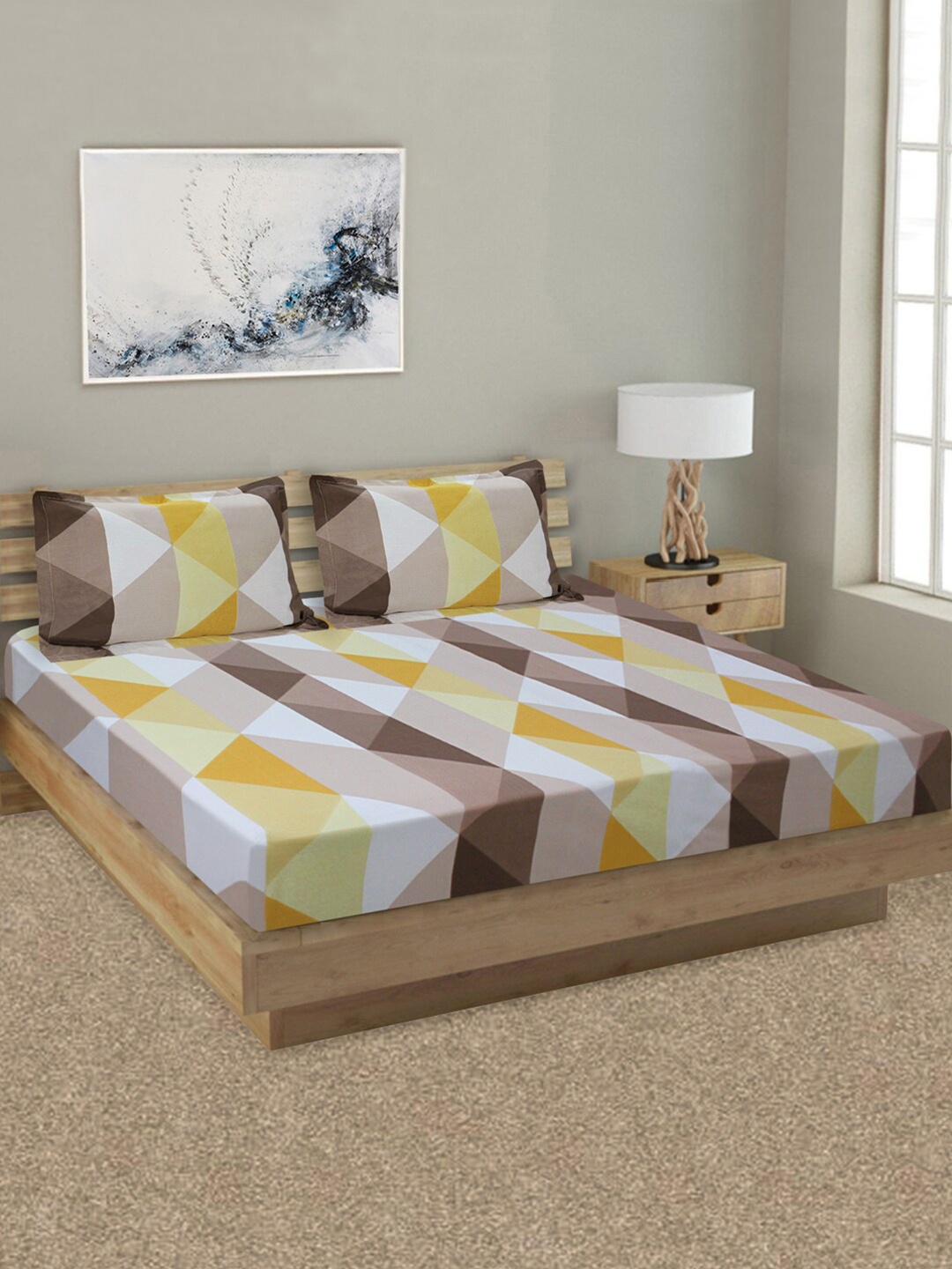 

Aura Brown & Yellow Geometric 144 TC King Pure Cotton Bedsheet with 2 Pillow Covers