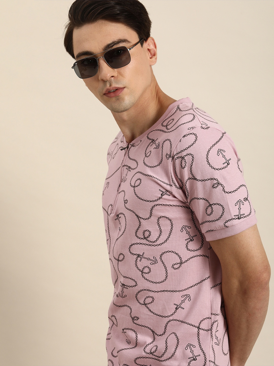 

Moda Rapido Men Pink & Black Printed T-shirt