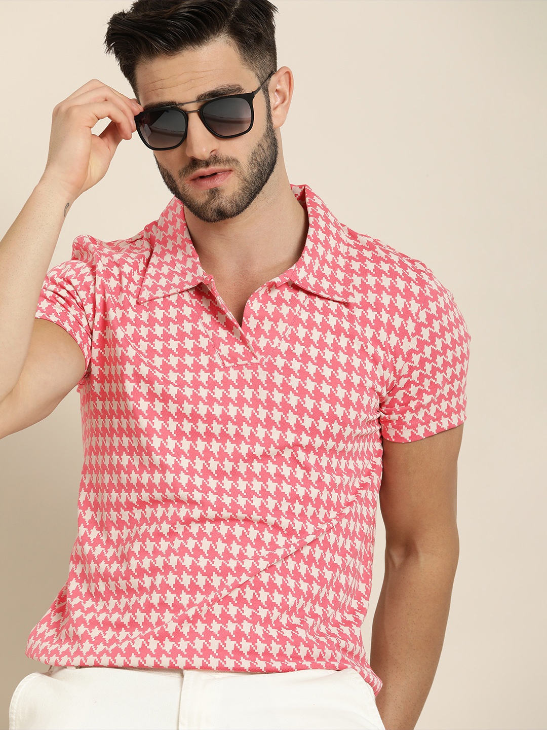 

Moda Rapido Men Pink & Off White Printed Polo Collar Pure Cotton T-shirt