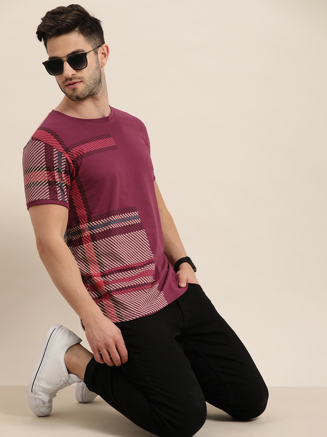 

Moda Rapido Men Purple & Beige Printed T-shirt