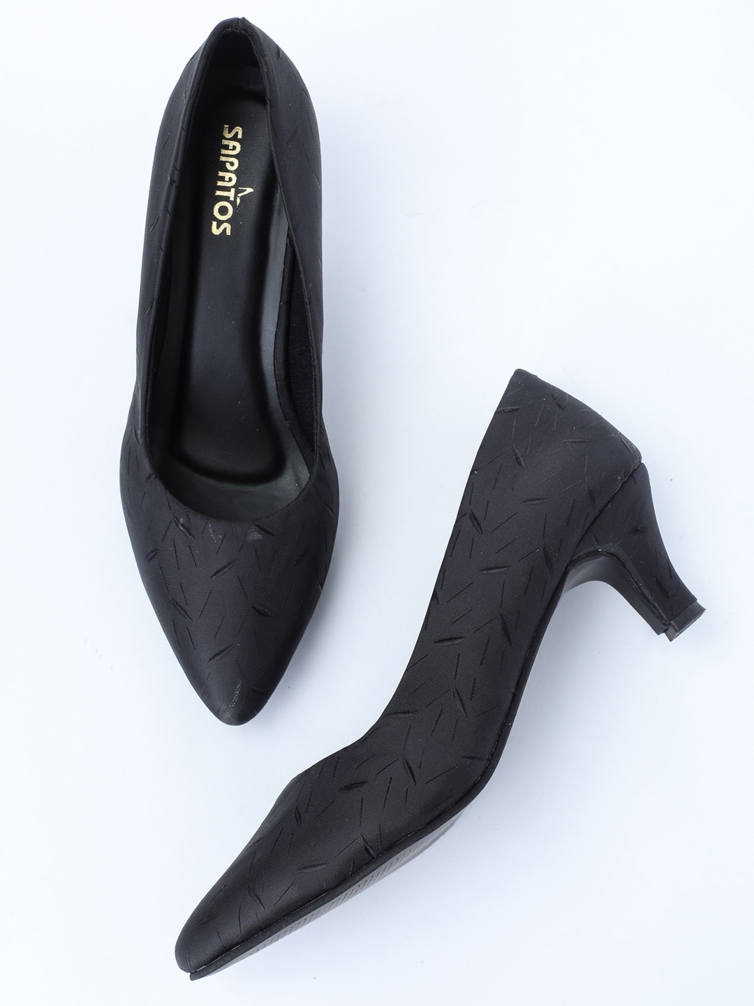 

SAPATOS Women Black Kitten Pumps with Laser Cuts