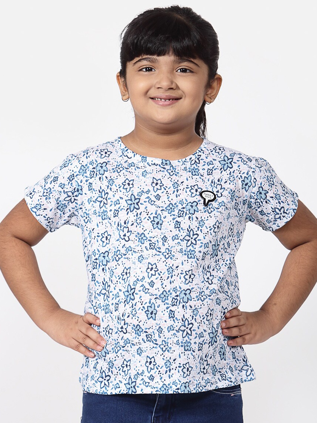 

NYNSH Girls White Blue Floral Printed Pure Cotton T-shirt