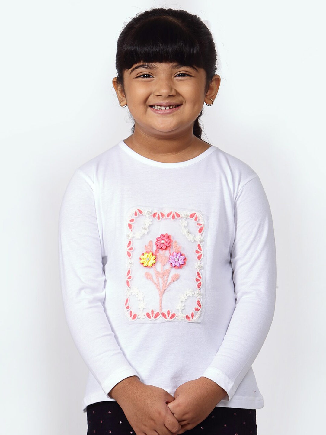 

NYNSH Girls White Floral Pure Cotton T-shirt