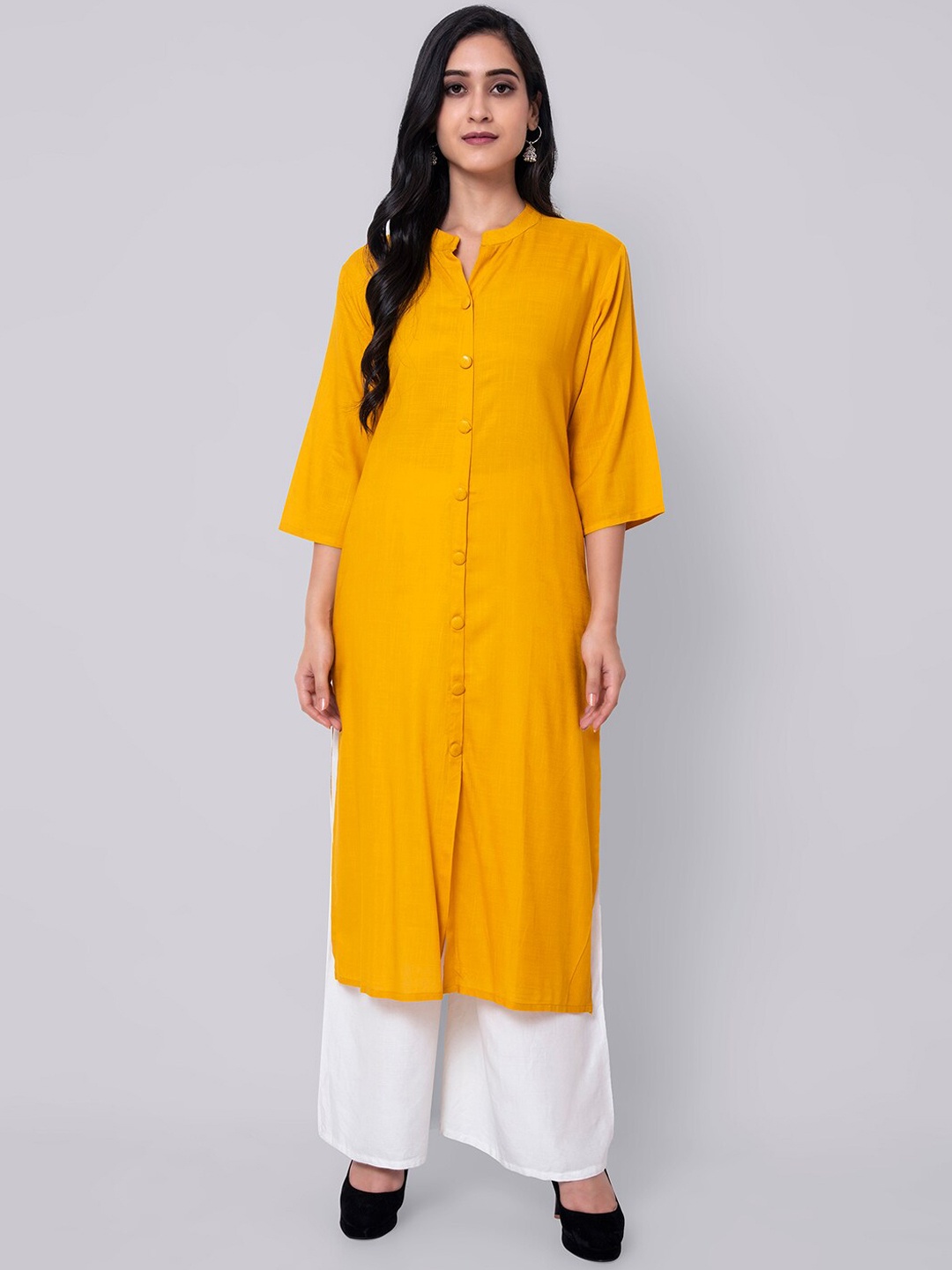 

Wodreams Women Yellow Solid Straight Kurta