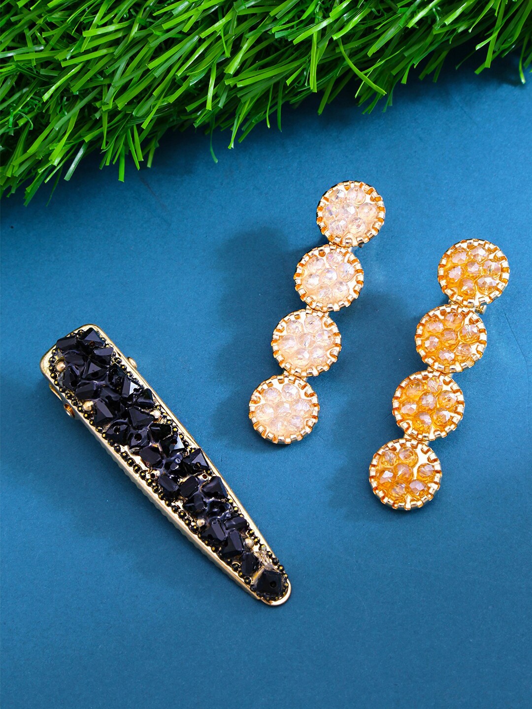 

Yellow Chimes Women Black & Gold-Toned Set of 3 Embellished Alligator Hair Clips