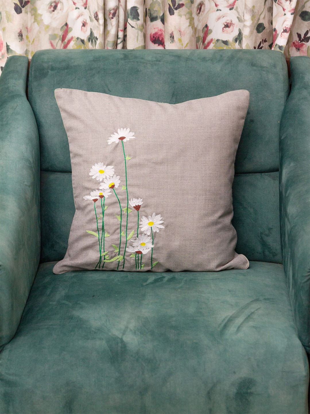 

BandBox Grey & White Embroidered Square Cushion Covers