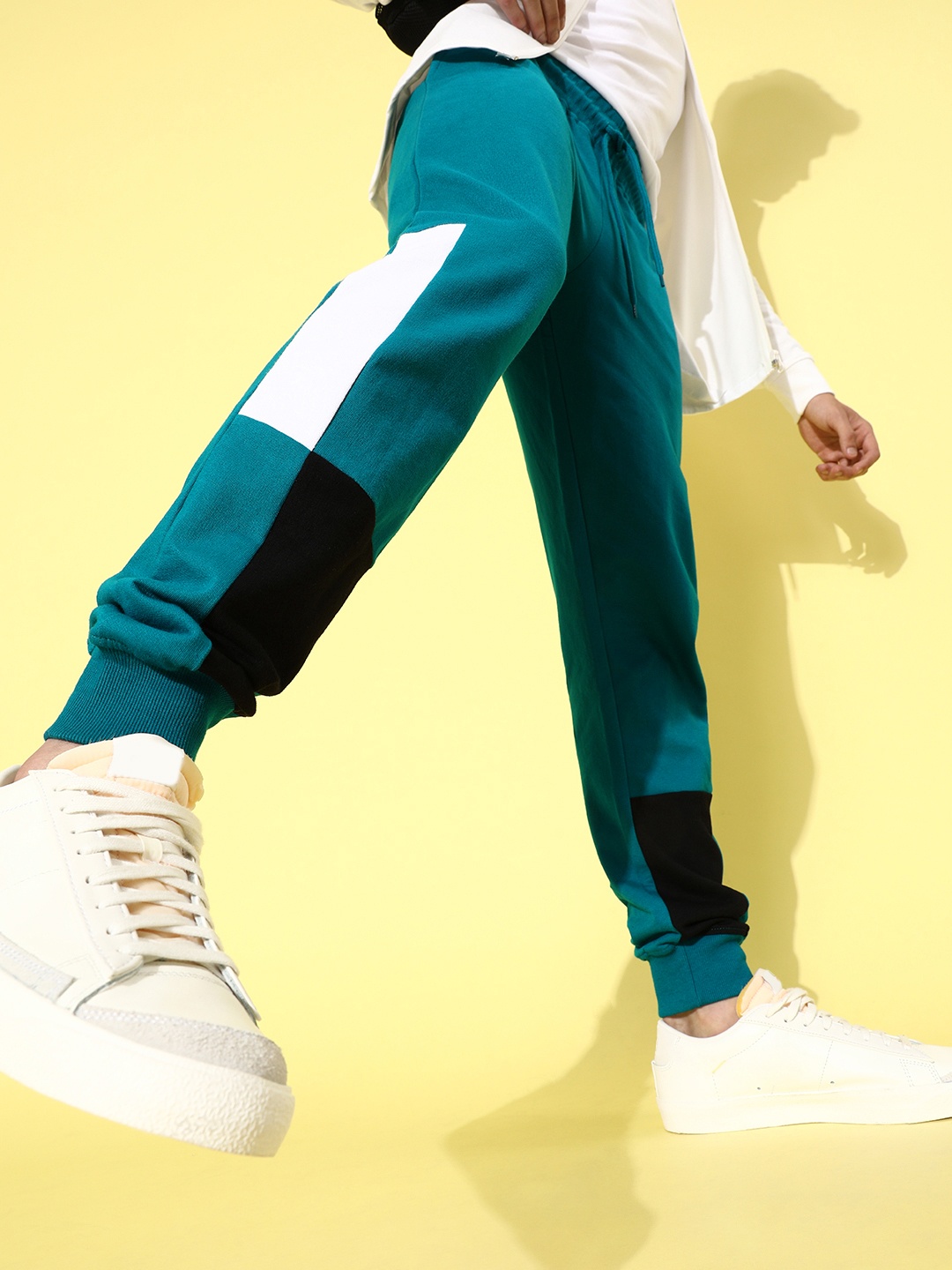 

HERE&NOW Men Attractive Teal Colourblocked Updated Joggers