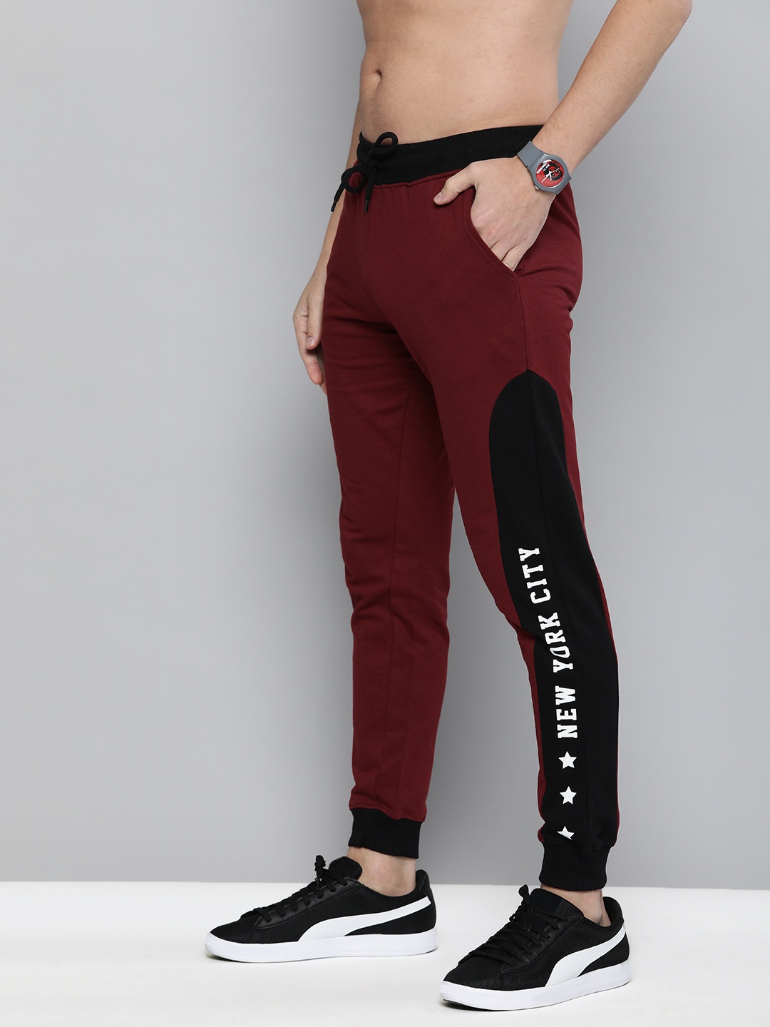 

HERE&NOW Men Maroon And Navy Blue Colourblocked Mid-Rise Joggers