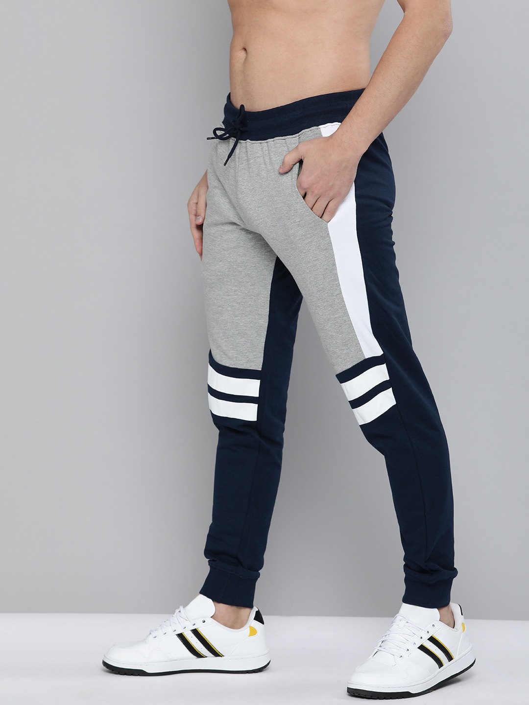 

HERE&NOW Men Navy Blue And Grey Melange Colourblocked Mid-Rise Joggers