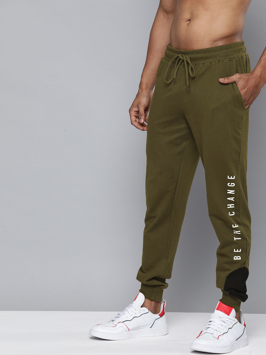 

HERE&NOW Men Olive & White Printed Joggers