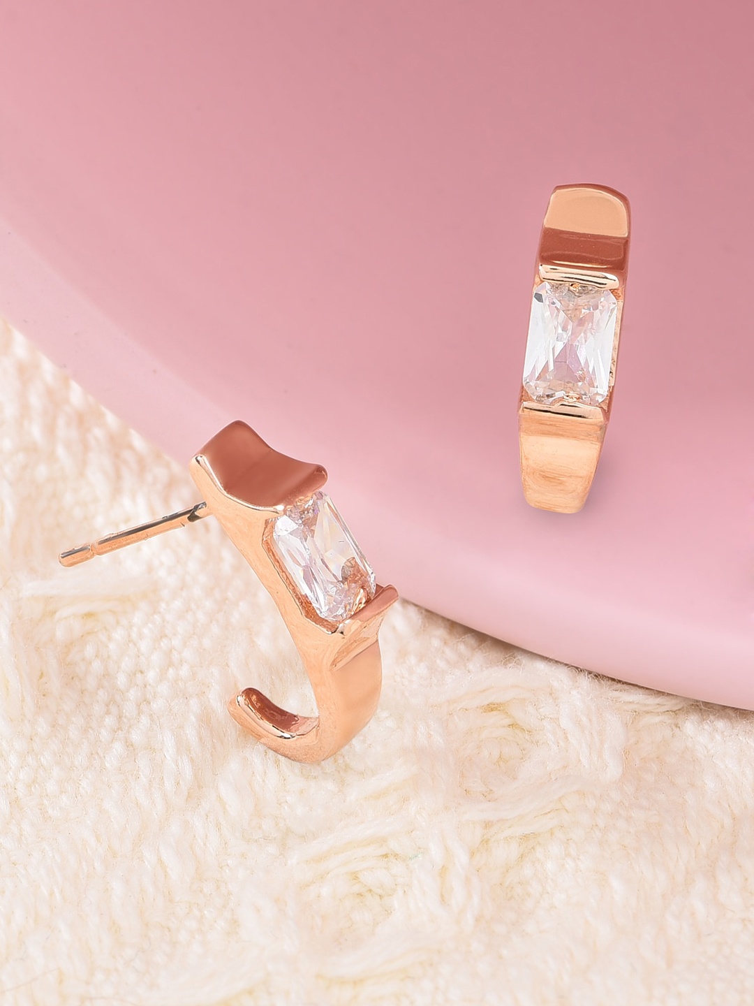 

AMI Rose Gold Contemporary Stud Earrings