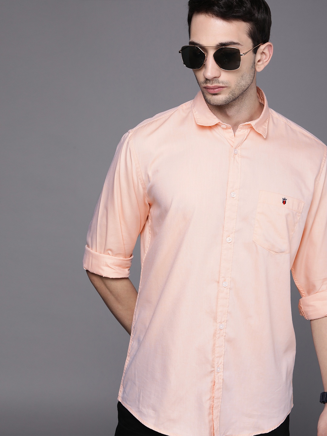 

Louis Philippe Jeans Men Pink Slim Fit Pure Cotton Casual Shirt
