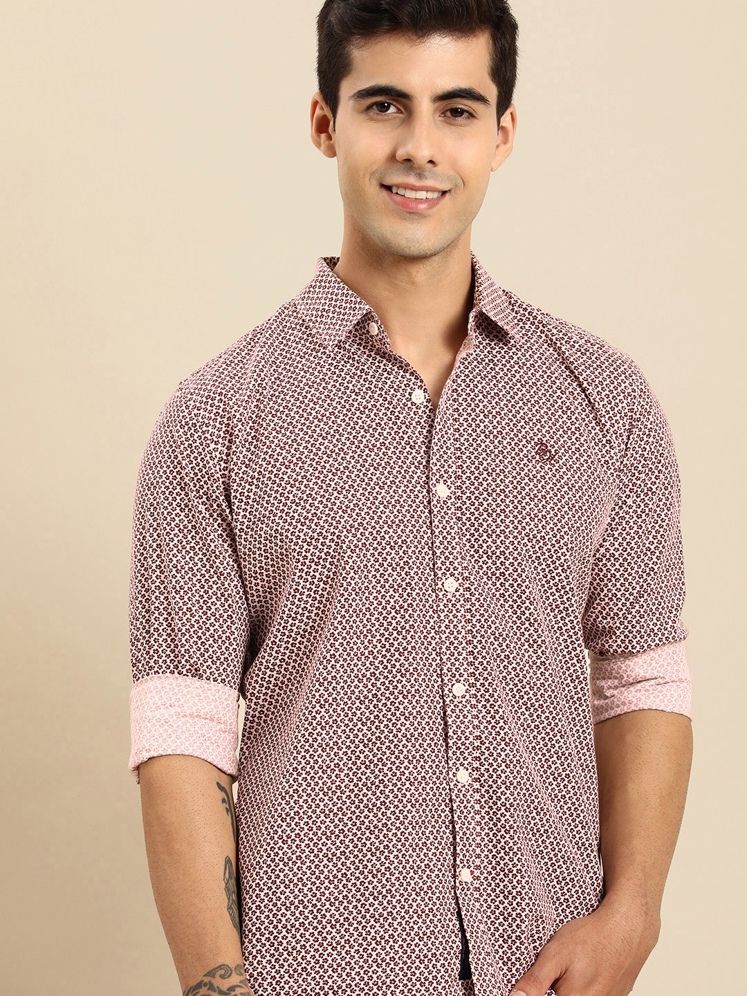 

Being Human Men White & Marron Slim Fit Floral Printed Casual Shirt
