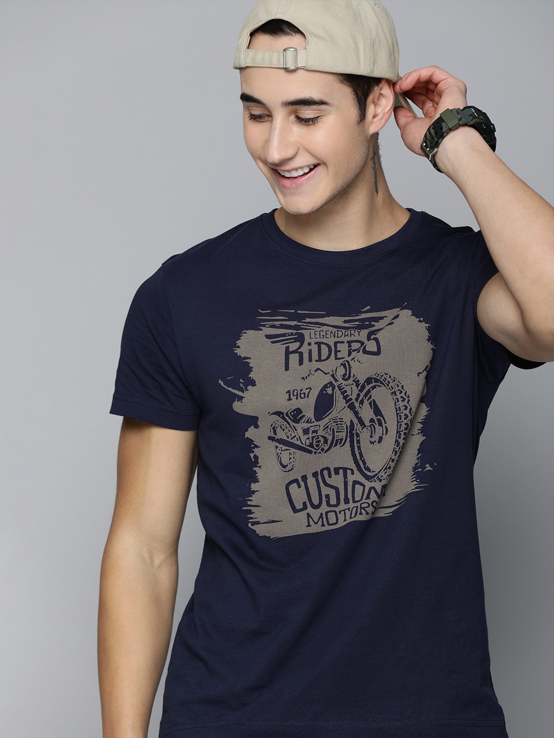 

HERE&NOW Men Navy-Blue Printed Round-Neck Pure Cotton Casual T-shirt