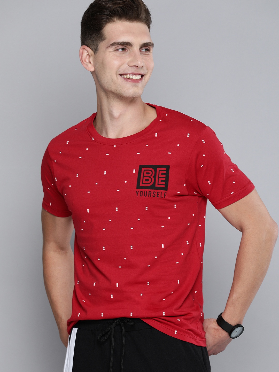 

HERE&NOW Men Red & White Typography Printed Pure Cotton T-shirt