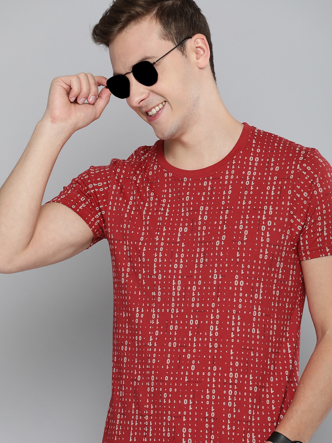 

HERE&NOW Men Maroon & Grey Printed T-shirt