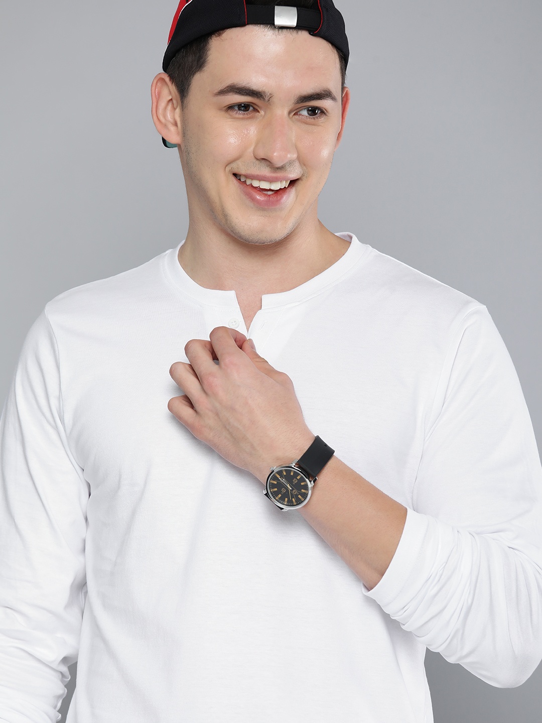 

HERE&NOW Men White Solid Full Sleeves Casual T-shirt