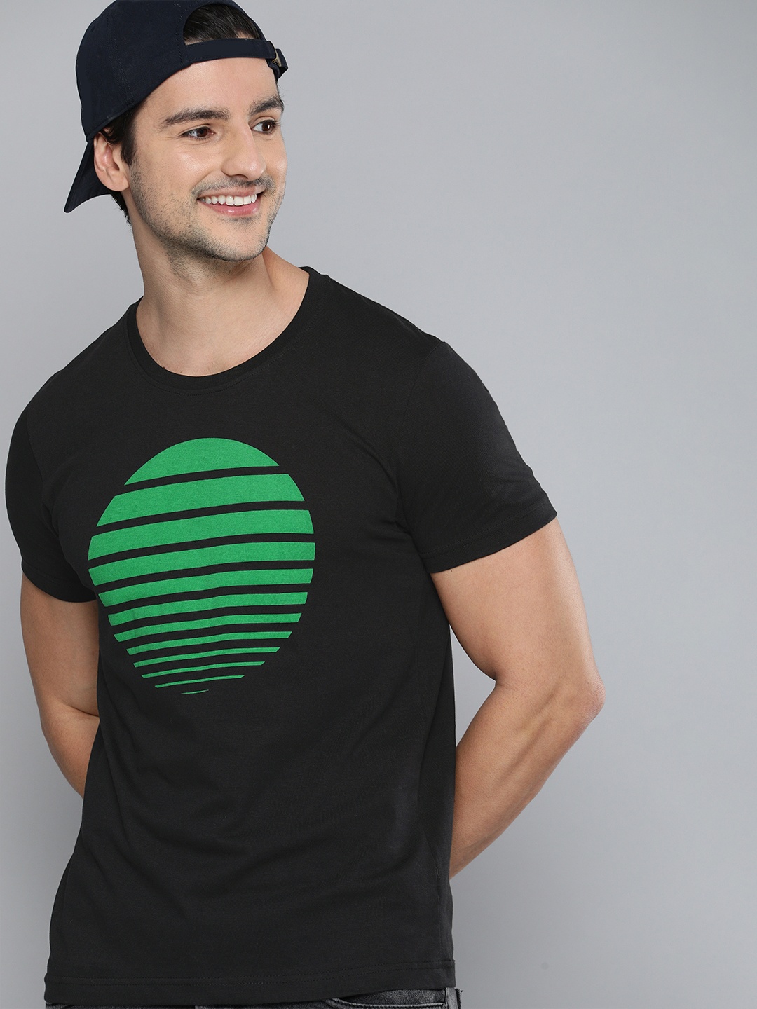 

HERE&NOW Men Black Printed Round Neck Pure Cotton T-shirt