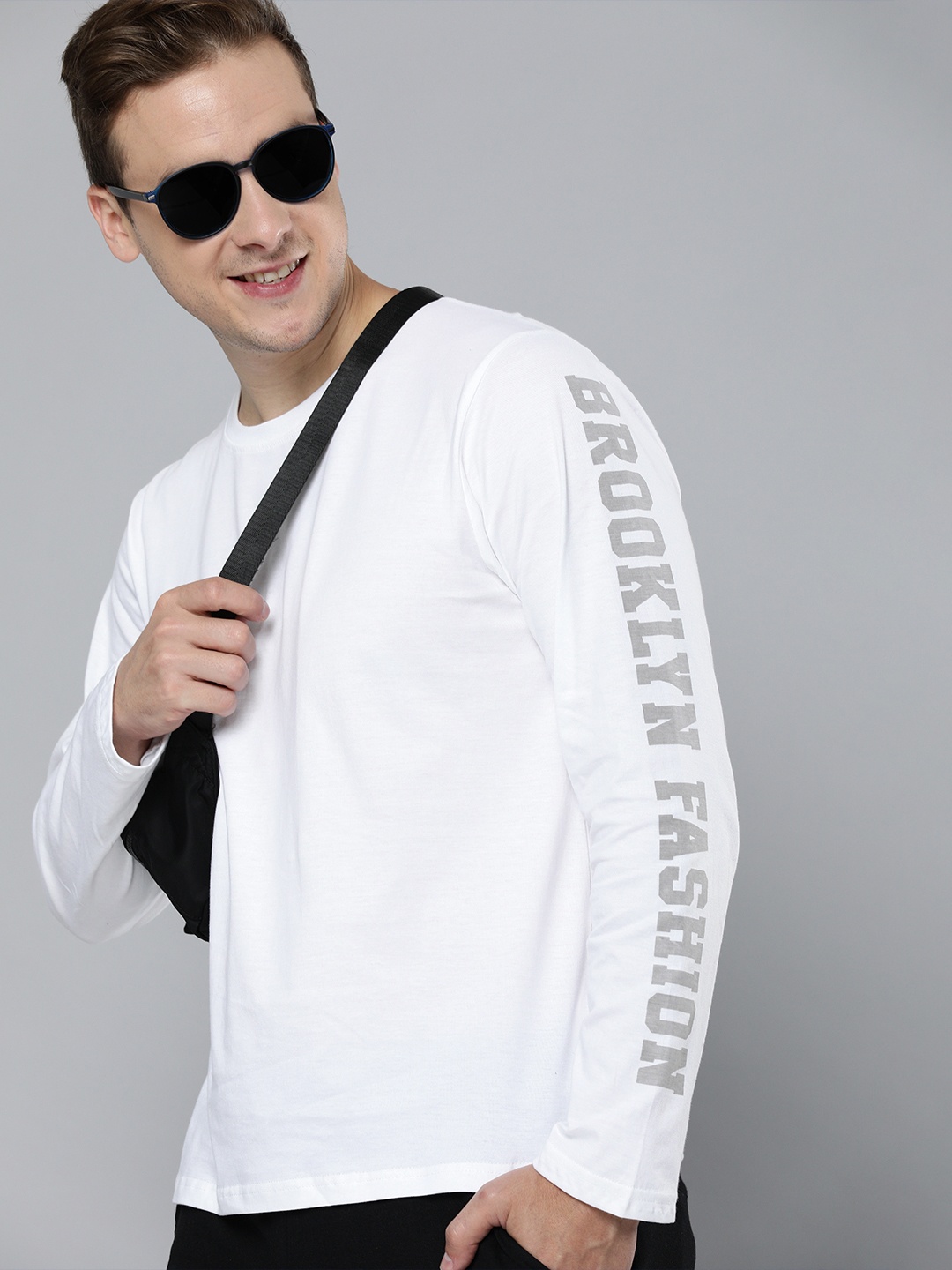 

HERE&NOW Men White T-shirt with Printed Detailing