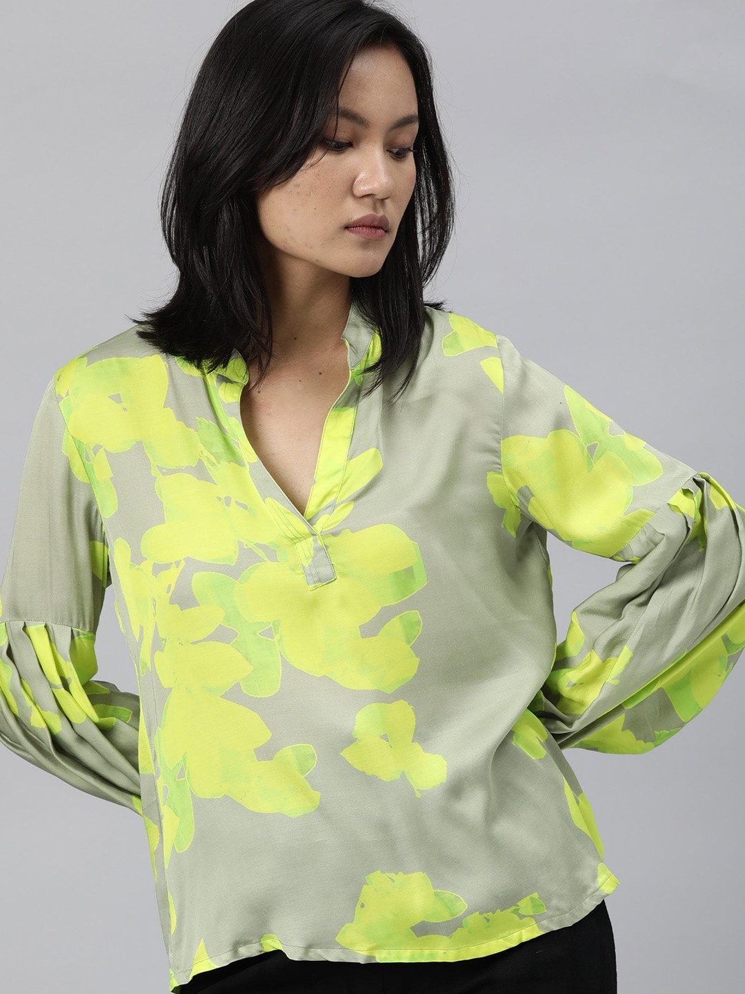 

RAREISM Lime Green & Grey Regular Top