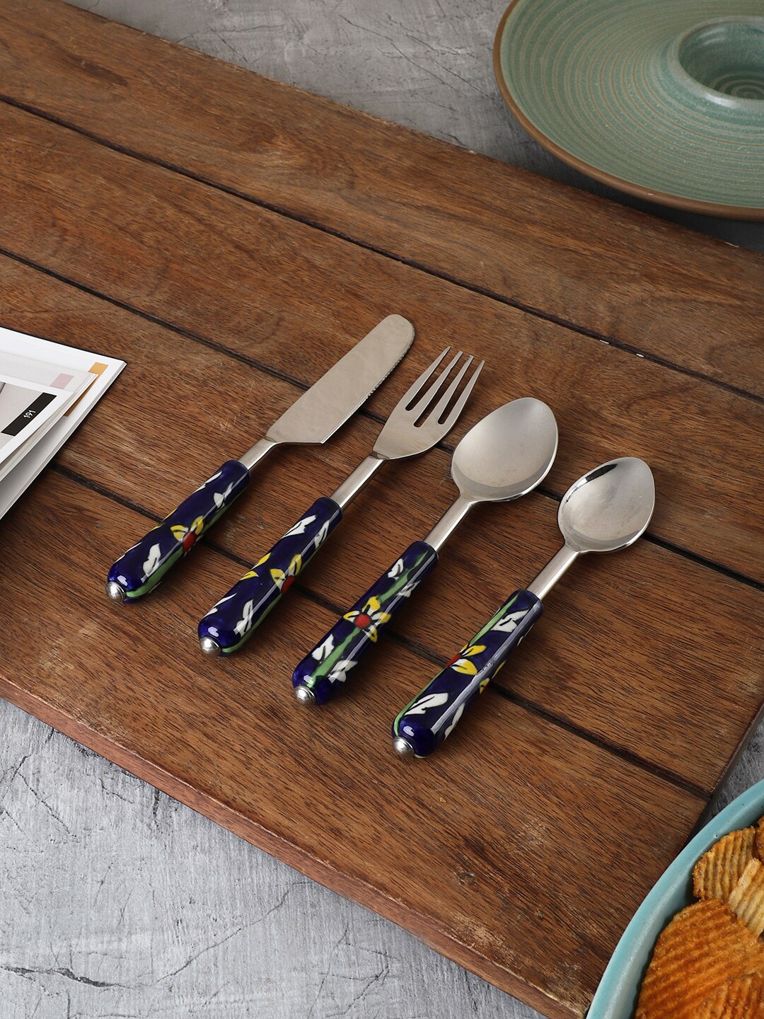 

MIAH Decor "The Gardenia Collection" Set of 4 Hand-Painted Stainless Steel & Ceramic Table Cutlery, Navy blue