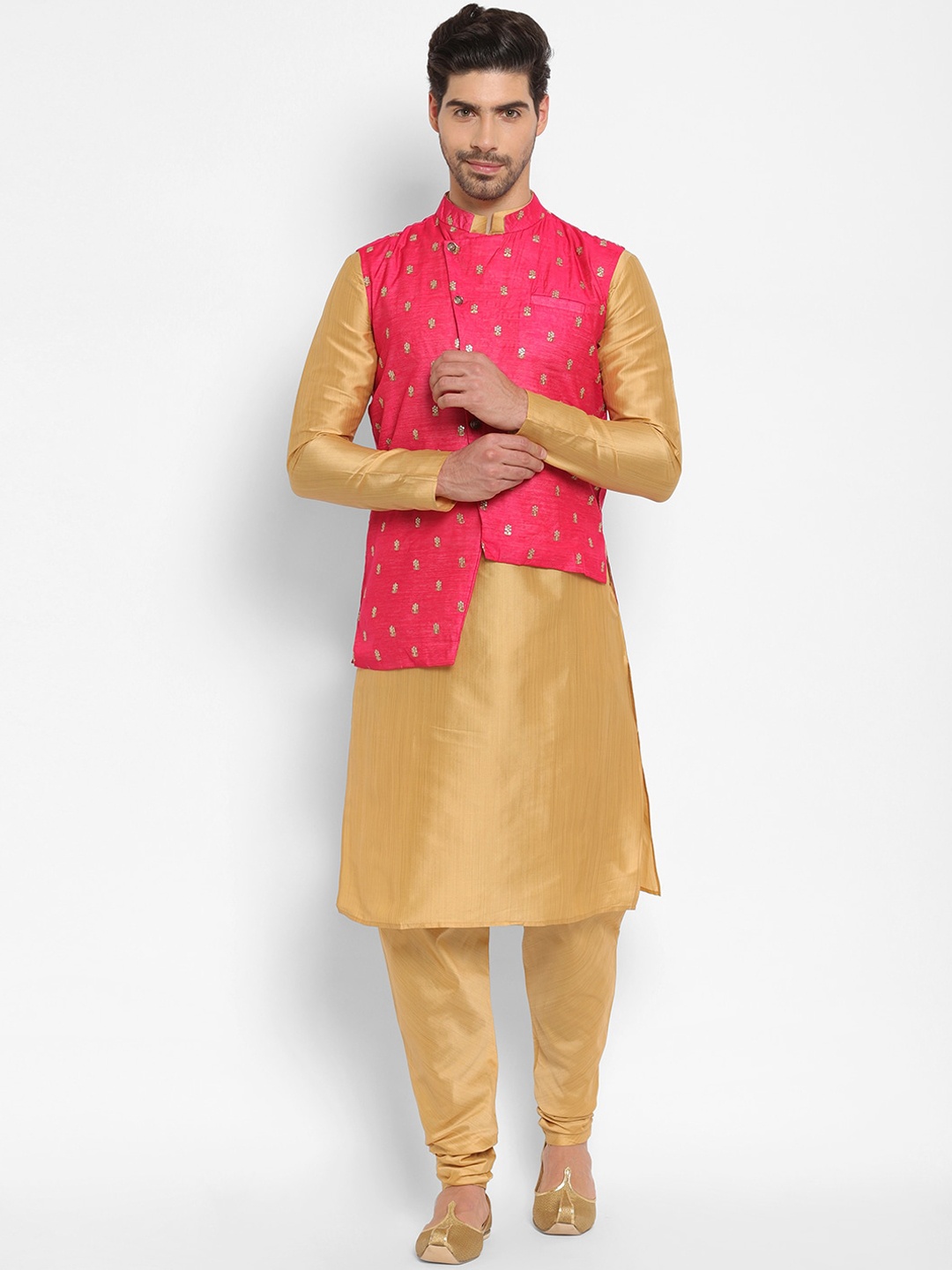 

Ethnovog Men Beige Pink Regular Kurta with Pyjamas Waistcoat